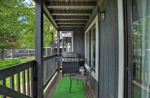 Boulder Bay House | Charming Condo W I Hot Tub & Pet Friendly