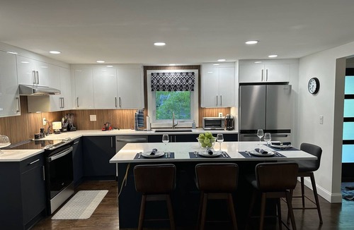 Middlefield House | Charming Connecticut Hideaway