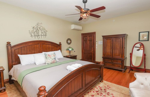 Conshohocken Bed & Breakfast | Charming Conshohocken B+B Near Philly