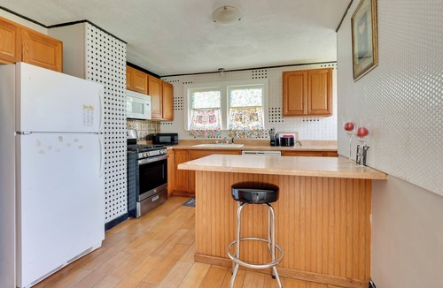 Butler House | Charming & Convenient Home in Butler