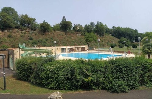 Vivonne Apartment | Charming converted loft