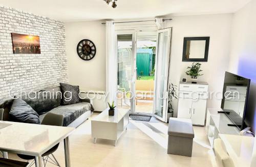 Claye-Souilly Apartment | Charming cosy apart with garden free parking