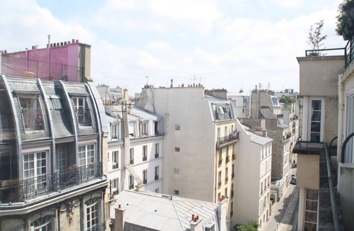 Batignolles Apartment | Charming, cosy studio in the heart of Les Batignolles - View over the rooftops of Paris