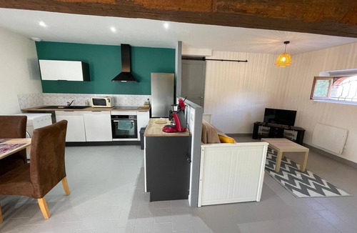 Beaulieu-sur-Loire Cottage | Charming Cottage in Beaulieu-sur-Loire: Ideal Family/Friends Getaway, Near Historic Sites and Vineyards