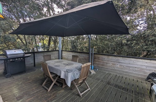 La Tranche-sur-Mer Ski Chalet | Charming cottage in La Tranche-sur-Mer.