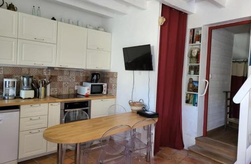 Candes-Saint-Martin House | Charming cottage in the Loire Valley castles