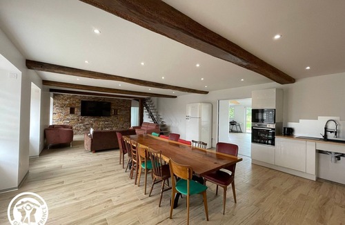 La Roche-sur-Yon Cottage | Charming cottage in Vendée with spa and sauna