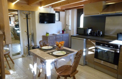 Arcizans-Dessus Cottage | Charming cottage for 2 people