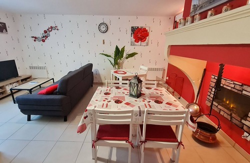 Choloy-Menillot Cottage | Charming cottage with parking - 2 guests in village center