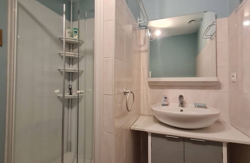 Choloy-Menillot Cottage | Charming cottage with parking - 2 guests in village center