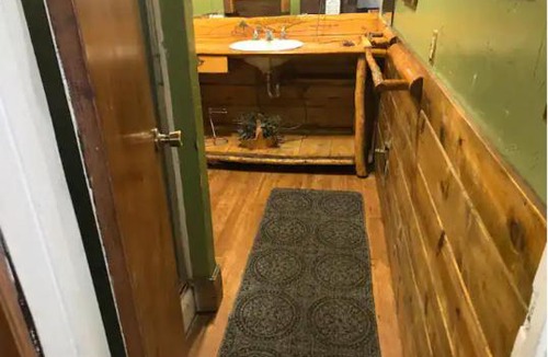 Boulder Bay Cabin | Charming Cottage #10 Boulder Bay