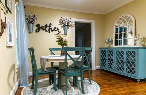 Beaumont House | Charming Cottage 2BR/1BA in Beaumont, TX