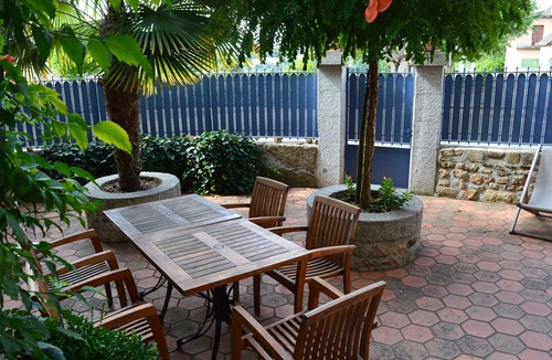 Chataigneraie Cantalienne House | Charming cottage and SPA