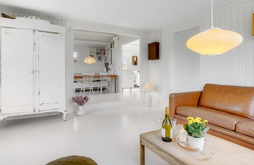 Kirke Hyllinge House | Charming cottage in Kyndeløse Sydmark