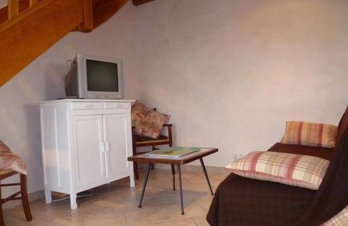 Cour-Cheverny Cottage | Charming cottage in nature with garden, pets allowed