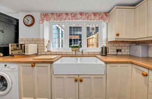 Barton Mills House | Charming Cottage in Barton Mills