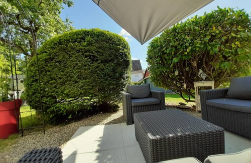 Benfeld Apartment | Charming cottage in a mansion for 4 people