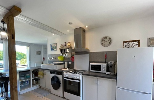 Beaufou Cottage | Charming Cottage in Beaufou with Private Terrace