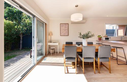 Hampton House | Charming Cottage in Beautiful Hampton