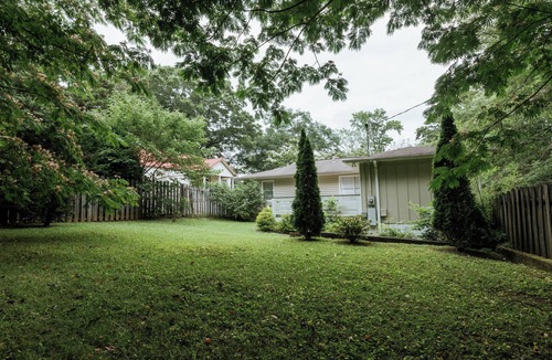 Crestline Heights House | Charming Cottage in Crestline Park