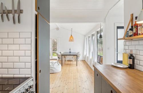 Udsholt House | Charming Cottage In Raageleje
