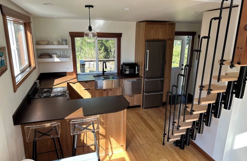 Blue Lake Cottage | Charming cottage in sunny Blue Lake