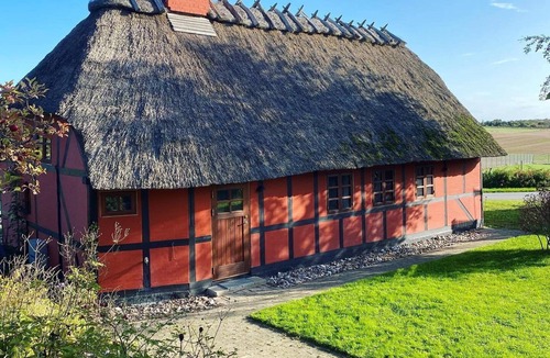Frørup House | Charming cottage in the best Hc Andersen style