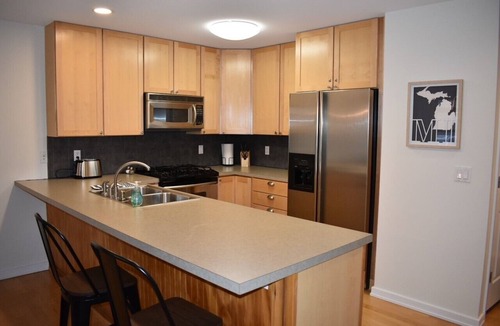 Douglas Cottage | Charming Cottage near Douglas Beach!