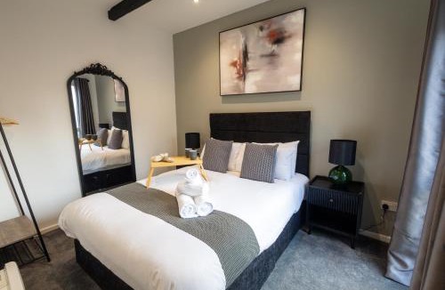 Watford Apartment | Charming Cottage Near Fields and Harry Potter Studios