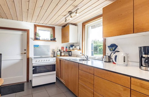 Ertebølle House | Charming cottage near forest in Farsø