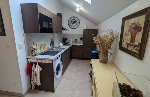 Chaingy Cottage | Charming cottage near Orléans with private garden and parking