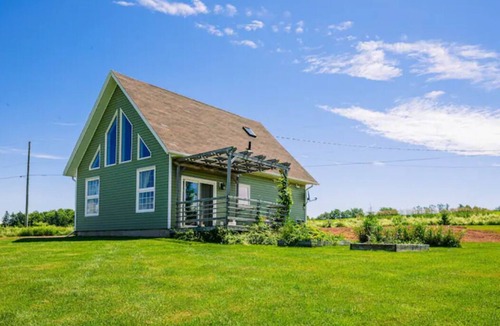 Queens County House | Charming Cottage on PEI — Cozy, Quiet, and Year-Round