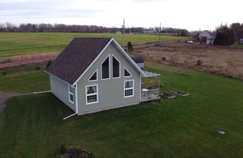 Queens County House | Charming Cottage on PEI — Cozy, Quiet, and Year-Round
