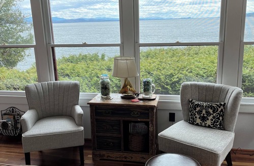 Willsboro Cottage | Charming Cottage on Lake Champlain