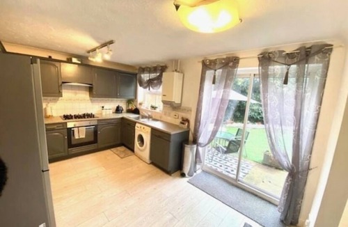 Maidstone Cottage | Charming Cottage Overlooking River & Nr Town/FREE Parking
