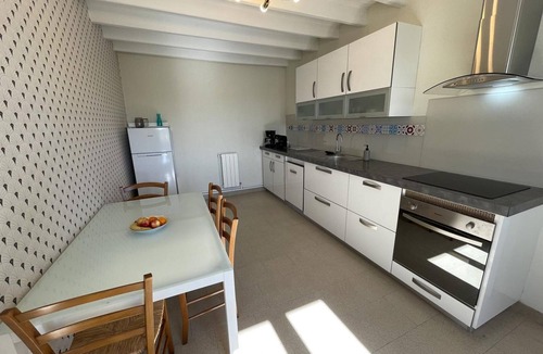 Manthelan Cottage | Charming cottage, pets allowed - 6 guests