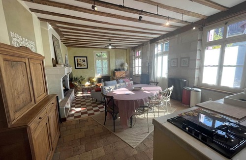 Ballan-Mire Cottage | Charming cottage, private garden, near Tours, pets allowed