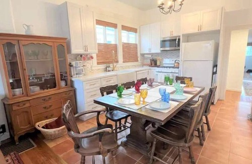 Mosswood House | Charming Cottage Retreat