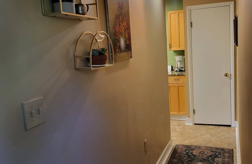 Jarrettsville Apartment | Charming Cottage Farm Loft