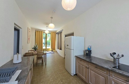 Berbiguieres Cottage | Charming Cottage with Pool and Private Parking in Périgord Noir