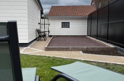 Haverskerque Cottage | Charming Cottage with Garden & Bikes, Near Lille