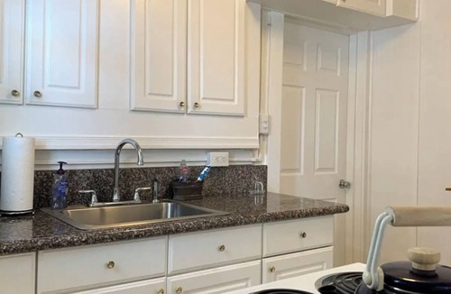St. Augustine Cottage | Charming cottage with AC in St. Augustine - 3 bedrooms available