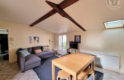 Mareil-Marly Apartment | Charming cottage with WIFI near Paris