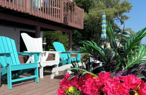Interlaken Cottage | Charming Cottage with great views on Cayuga Lake in Sheldrake