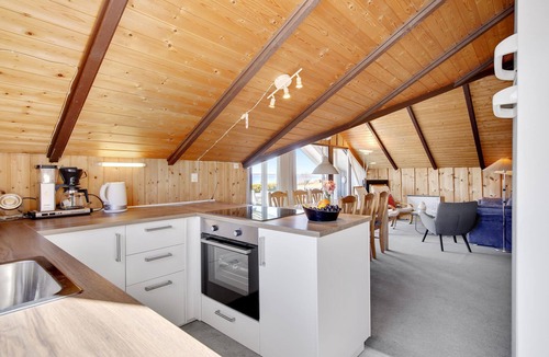 Olsted House | Charming cottage with a view of the fjord.