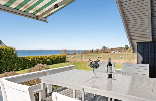 Olsted House | Charming cottage with a view of the fjord.