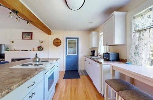 Ellsworth Cabin | Charming Cottage with Cozy Comfort and Easy Access to Outdoor Adventures