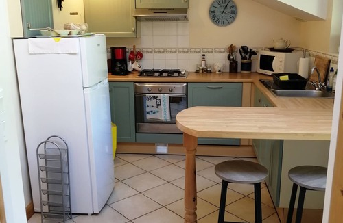 Beganne Cottage | Charming cottage with enclosed garden in peaceful countryside. Pet welcome.