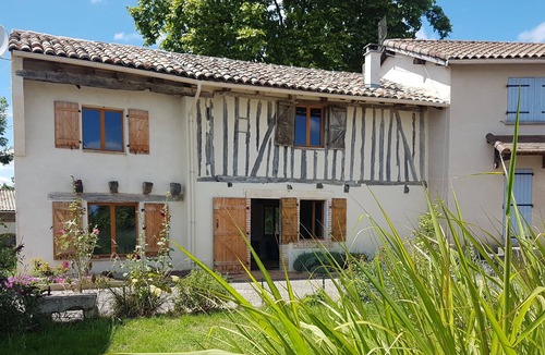 Molieres House | Charming Cottage with great views near swimming lake with beach & nature setting