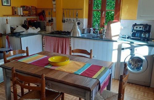 Montazels Cottage | Charming cottage with large pool, garden & views of Pyrénées, near Carcassonne